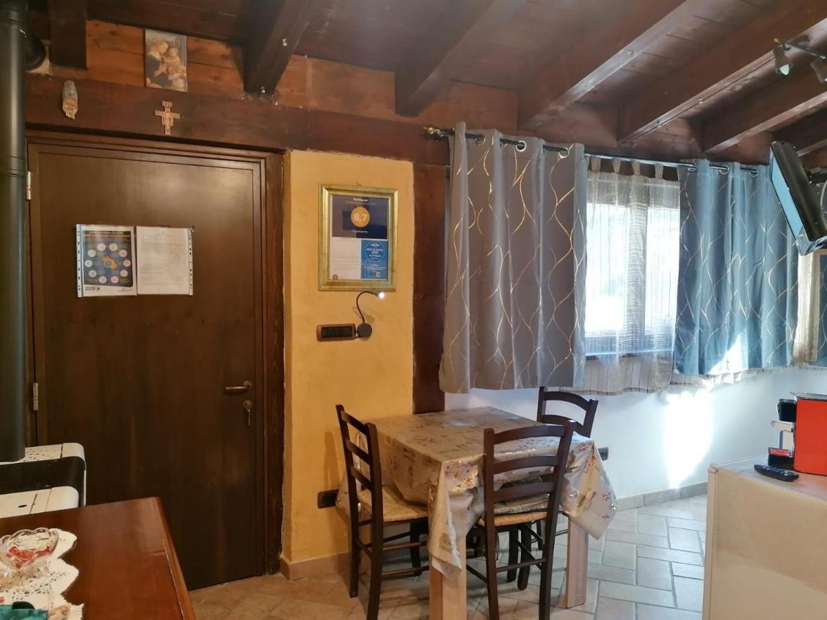 Bed and Breakfast Il Castagneto Camerino Exterior foto
